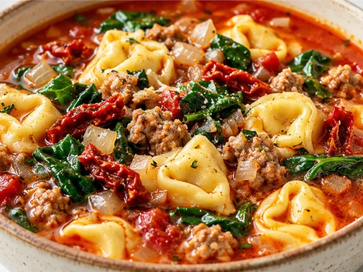 Cozy Tomato Tortellini Soup